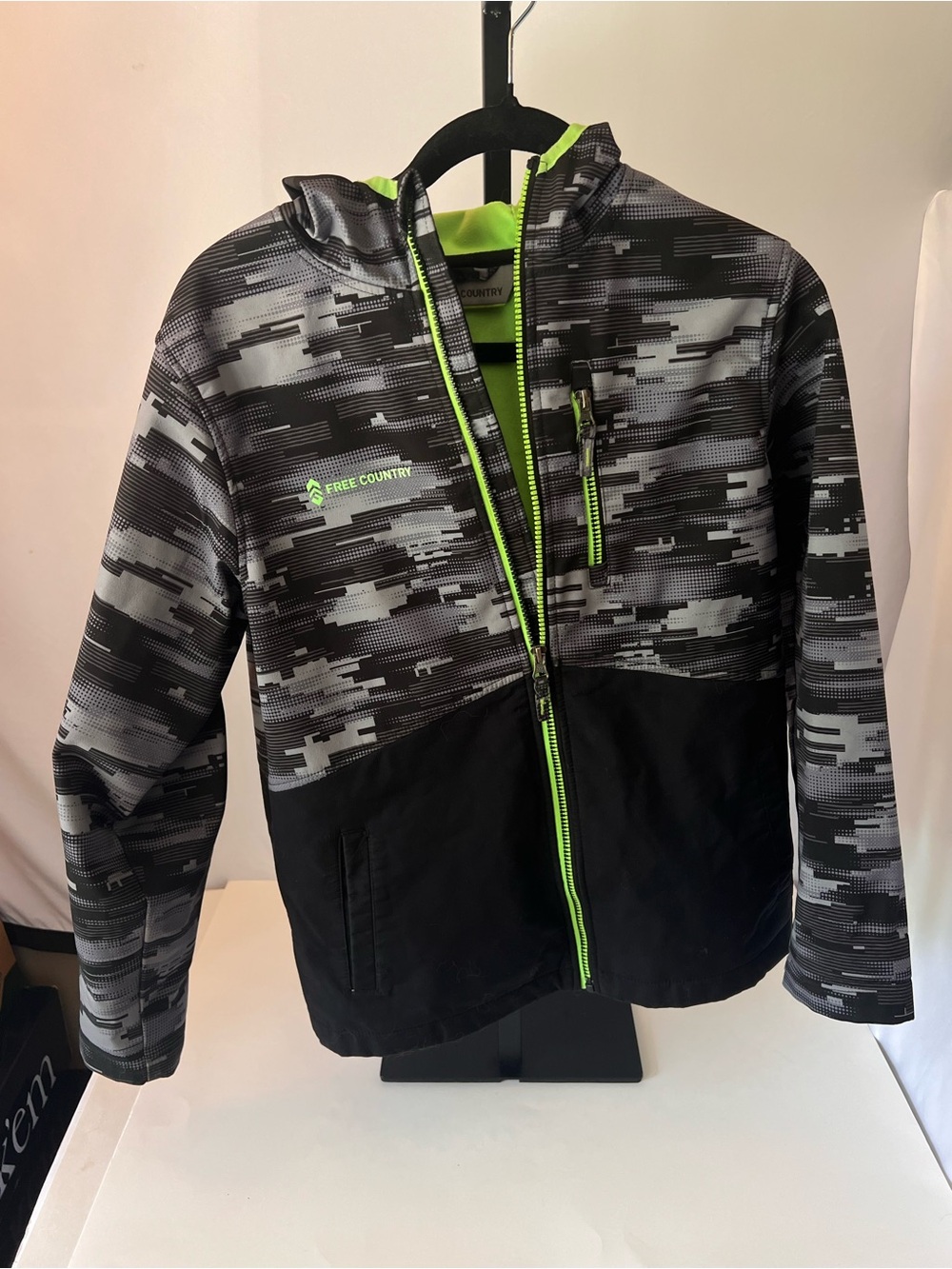 Free Country Boys' Black & Gray Camo Hoodie with Lime Accents